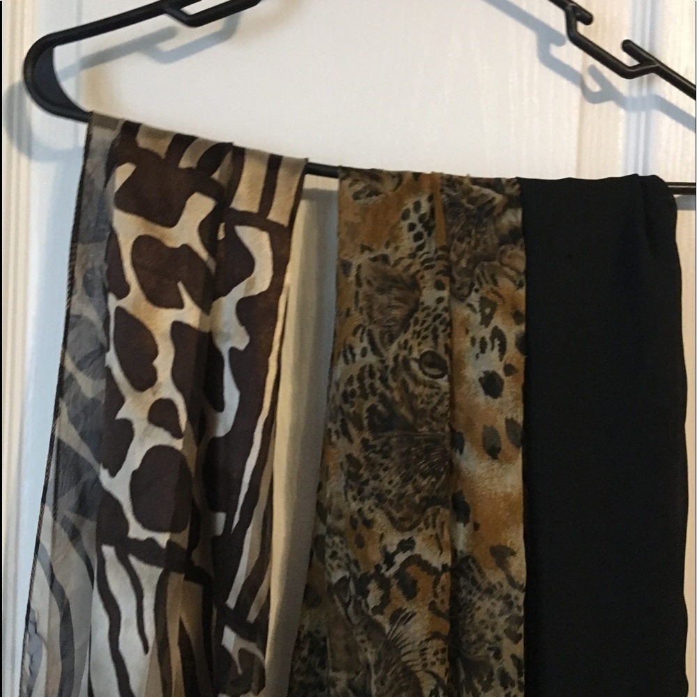Scarfs
